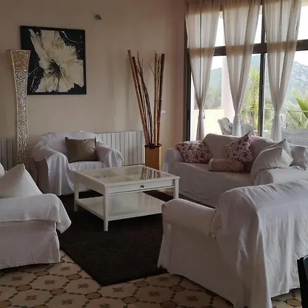 Dom wakacyjny House In Hills With Views To The Sea Sitges