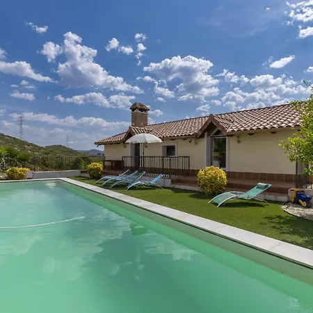 Dom wakacyjny House In Hills With Views To The Sea *