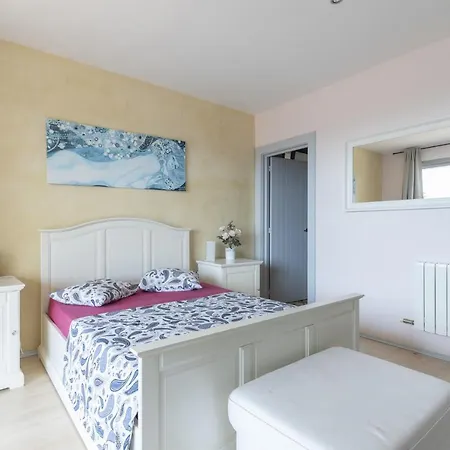 House In Hills With Views To The Sea Dom wakacyjny
