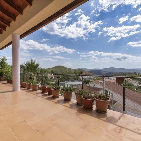 House In Hills With Views To The Sea Semesterbostad *