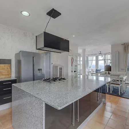 Semesterbostad House In Hills With Views To The Sea Sitges